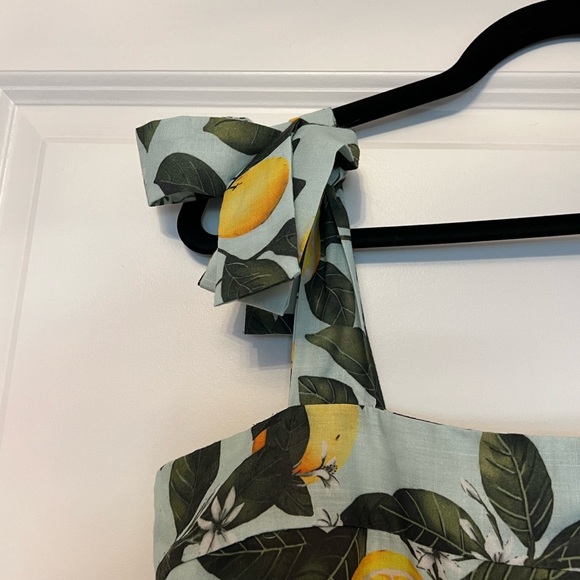 MINTY LEMON PRINTED TIE-STRAP MAXI DRESS - Picture 8 of 8